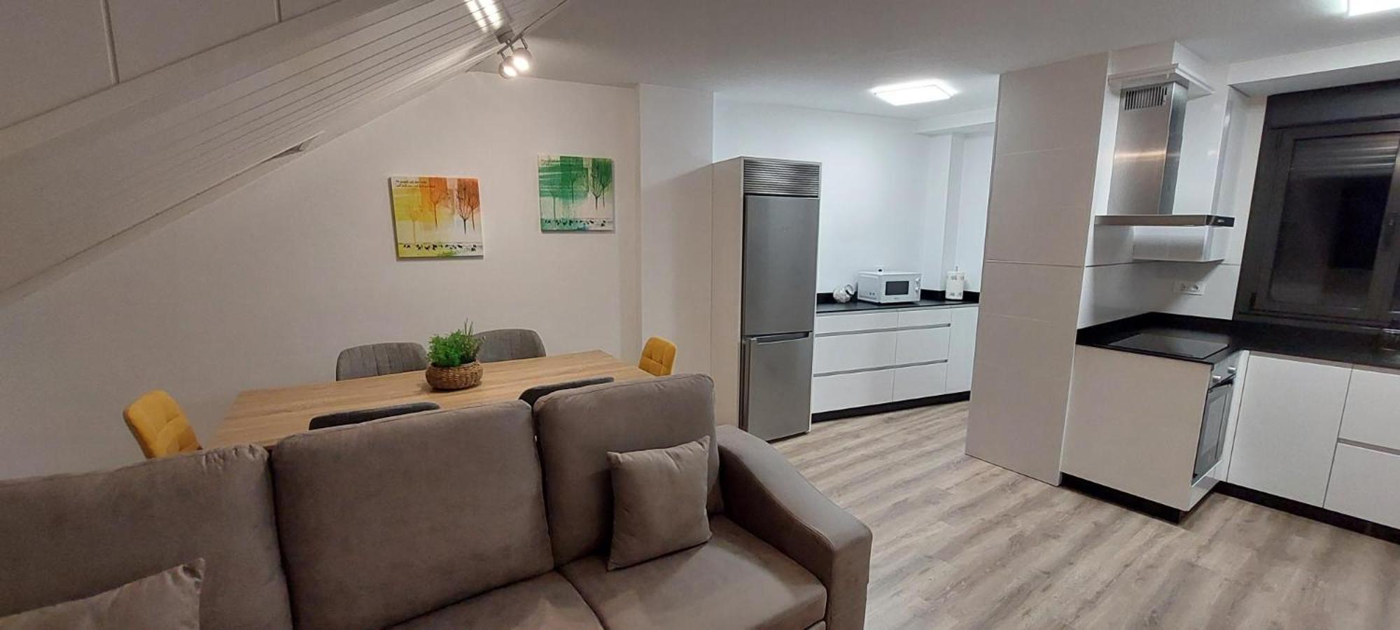 Apartamento Temple I Понферада Екстериор снимка