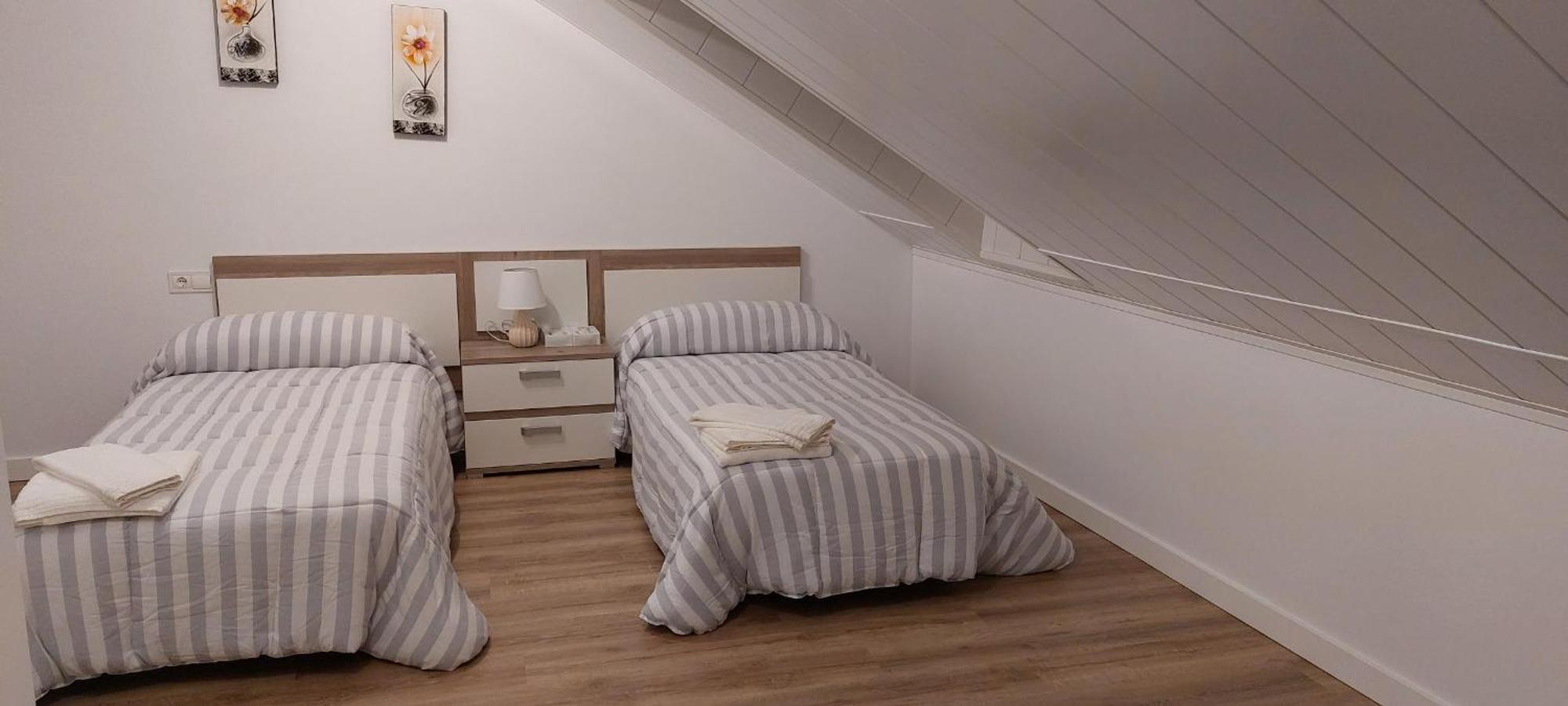 Apartamento Temple I Понферада Екстериор снимка